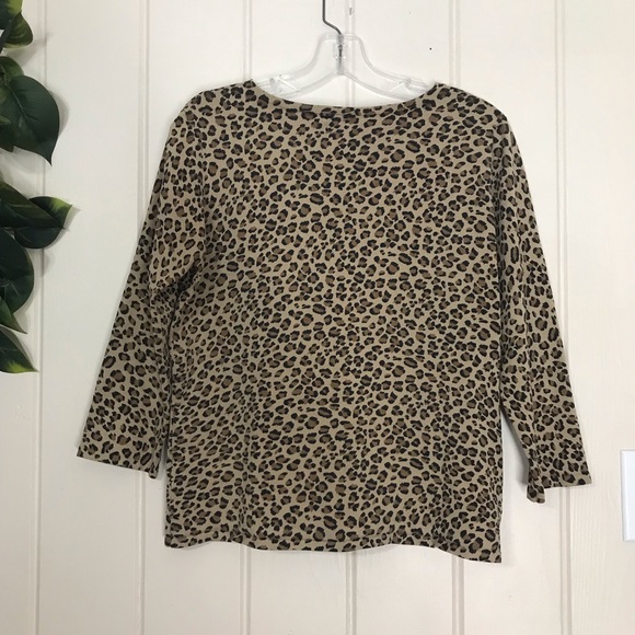 George Brown & Animal Cheetah Print Blouse
3/4 Sleeve
Large
77% Silk 23% Nylon - Picture 3 of 13